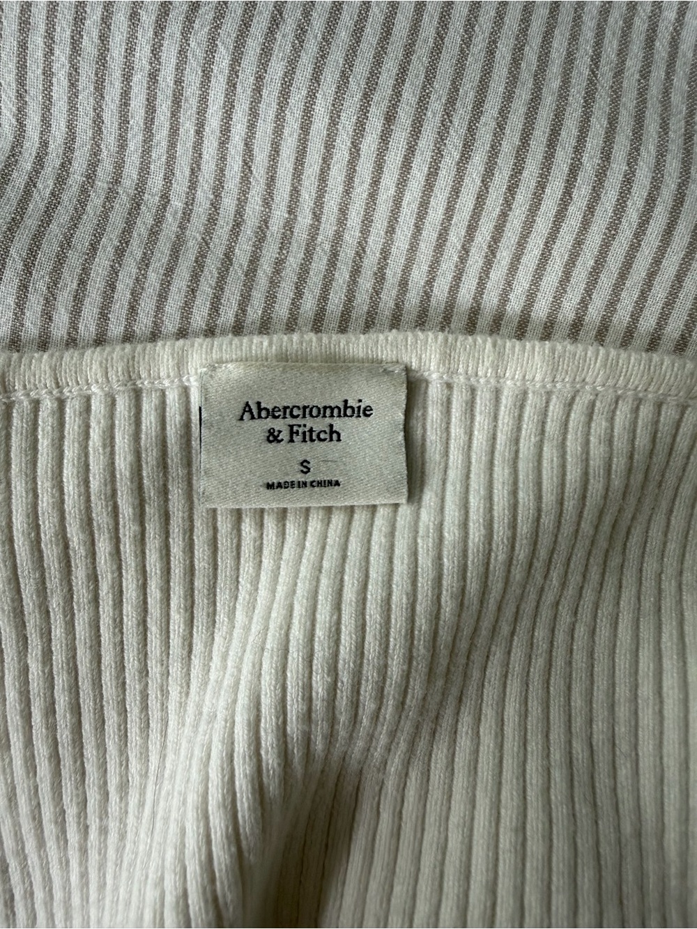 A&F Ribbed Body Suit - Picture 4 of 9
